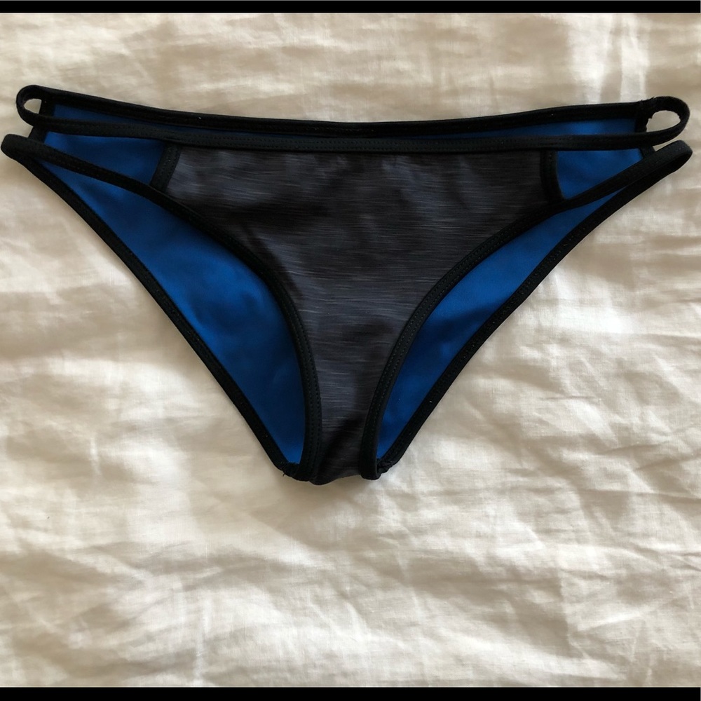 Oakley bikini bottom